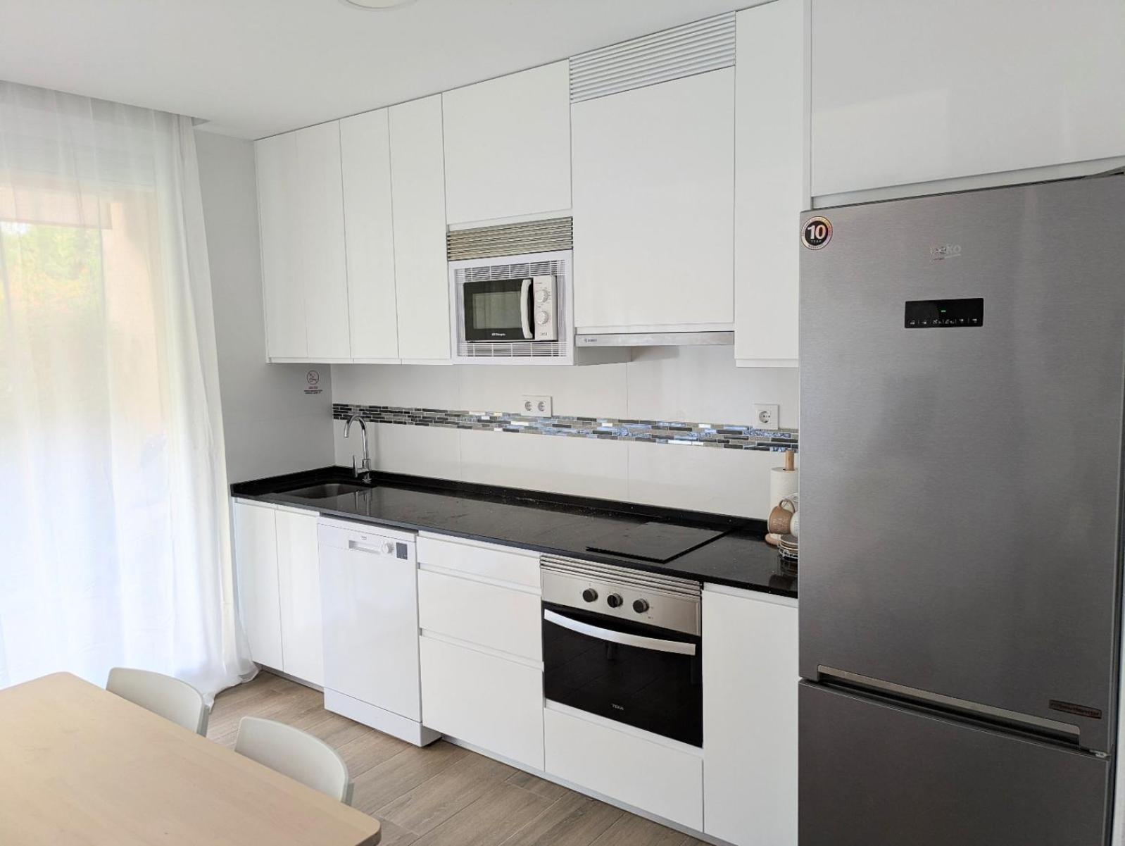 Adosado Nuevo Con Piscina, Playa, Garaje Y Jardin Лос-Каньос-де-Мека Екстер'єр фото
